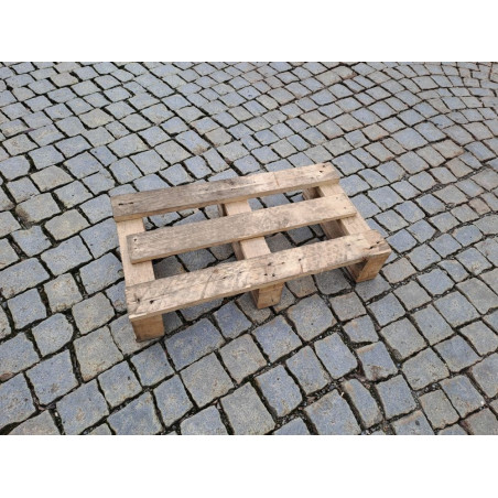 paleta jednorázová nestandardní, použitá